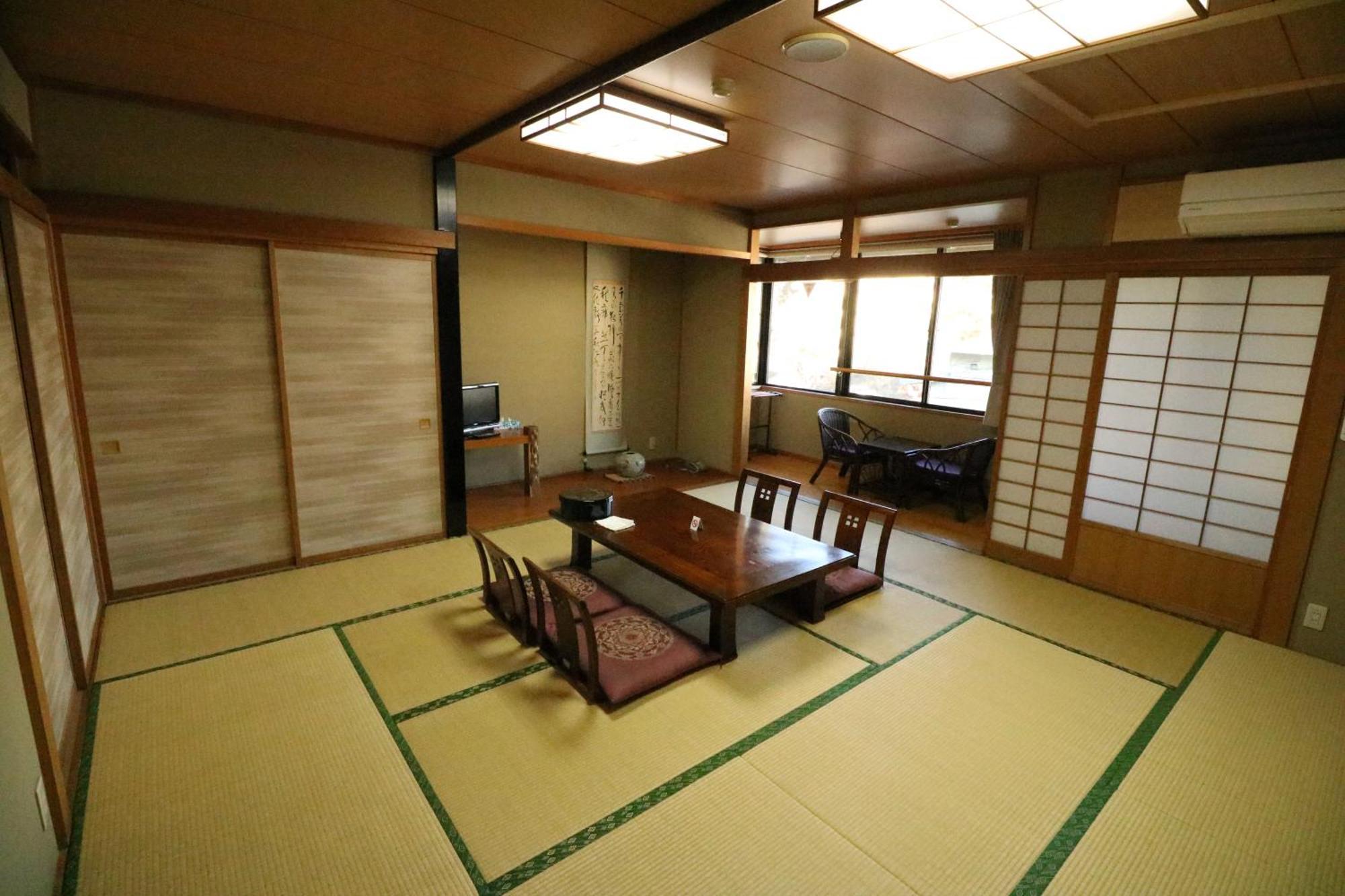 Hotel Wakamizusou Fudžikawagučiko Exteriér fotografie