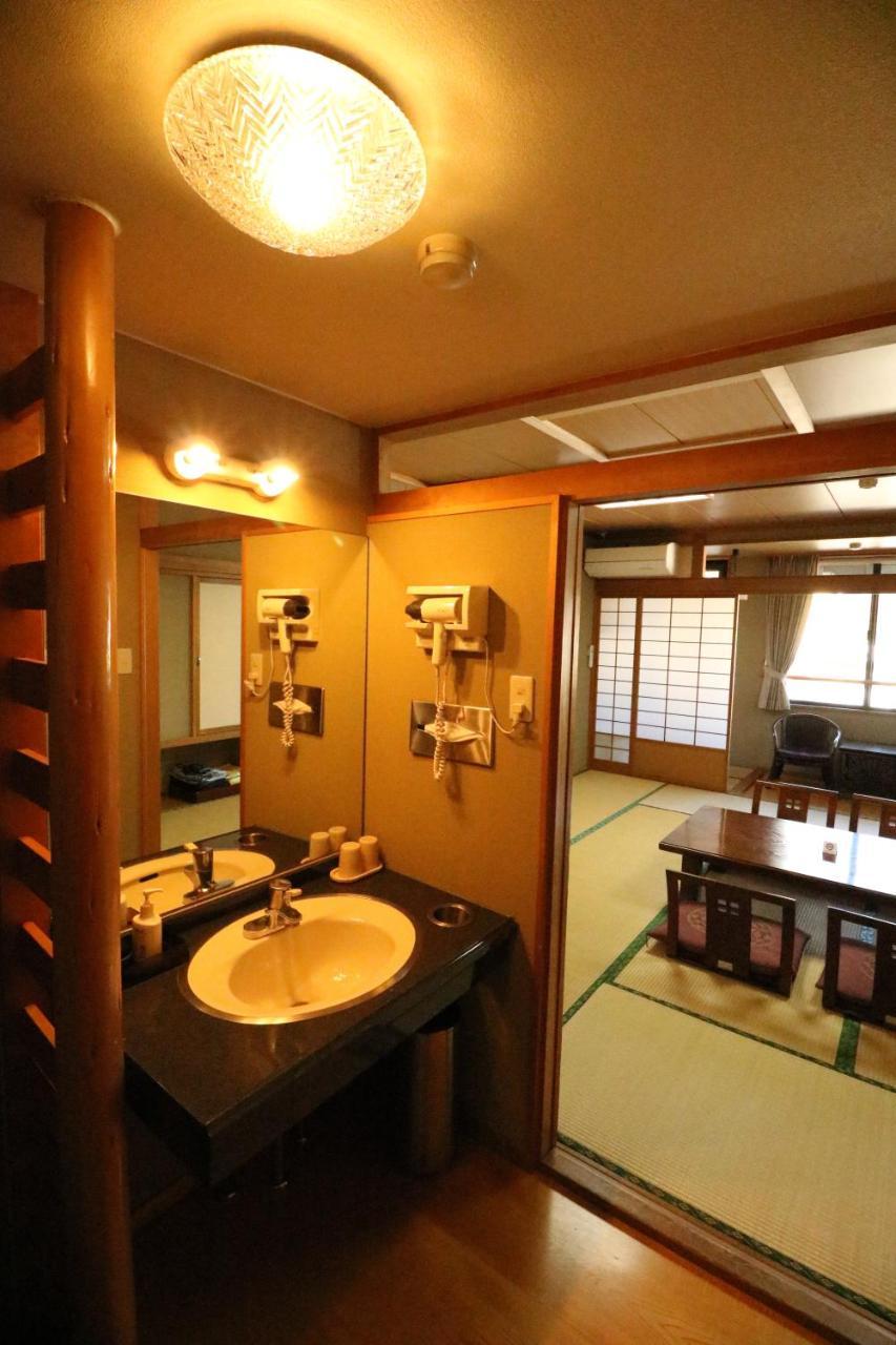 Hotel Wakamizusou Fudžikawagučiko Exteriér fotografie